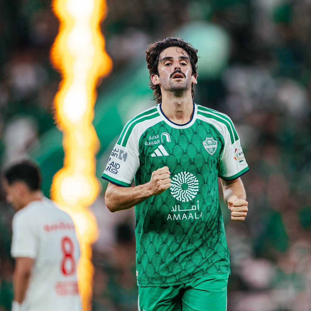 hfc_x6's tweet photo. القيمة السوقية لـ فريق صن داونز بالكامل 40 مليون يورو وهذه القيمة تعادل قيمة ترينكاو لوحده..! 😱 https://t.co/ezEBuqtOrK