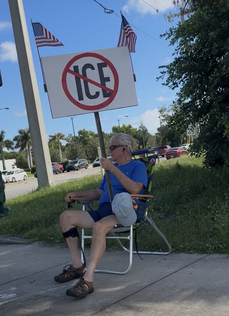 MAELNACHT's tweet photo. old retard who steals money from my paychecks advocating for brown retards who steal money from my paychecks https://t.co/9JfCQKAZYV