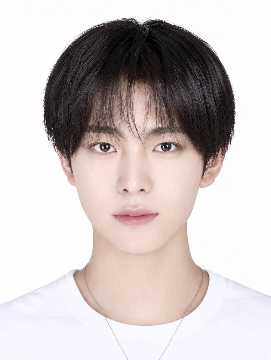 Oaa39_'s tweet photo. 엔시티 10주년 전시회 증명사진 스캔본
#엔시티위시 #NCTWISH (막내즈 타래!) https://t.co/0nLavjn07f