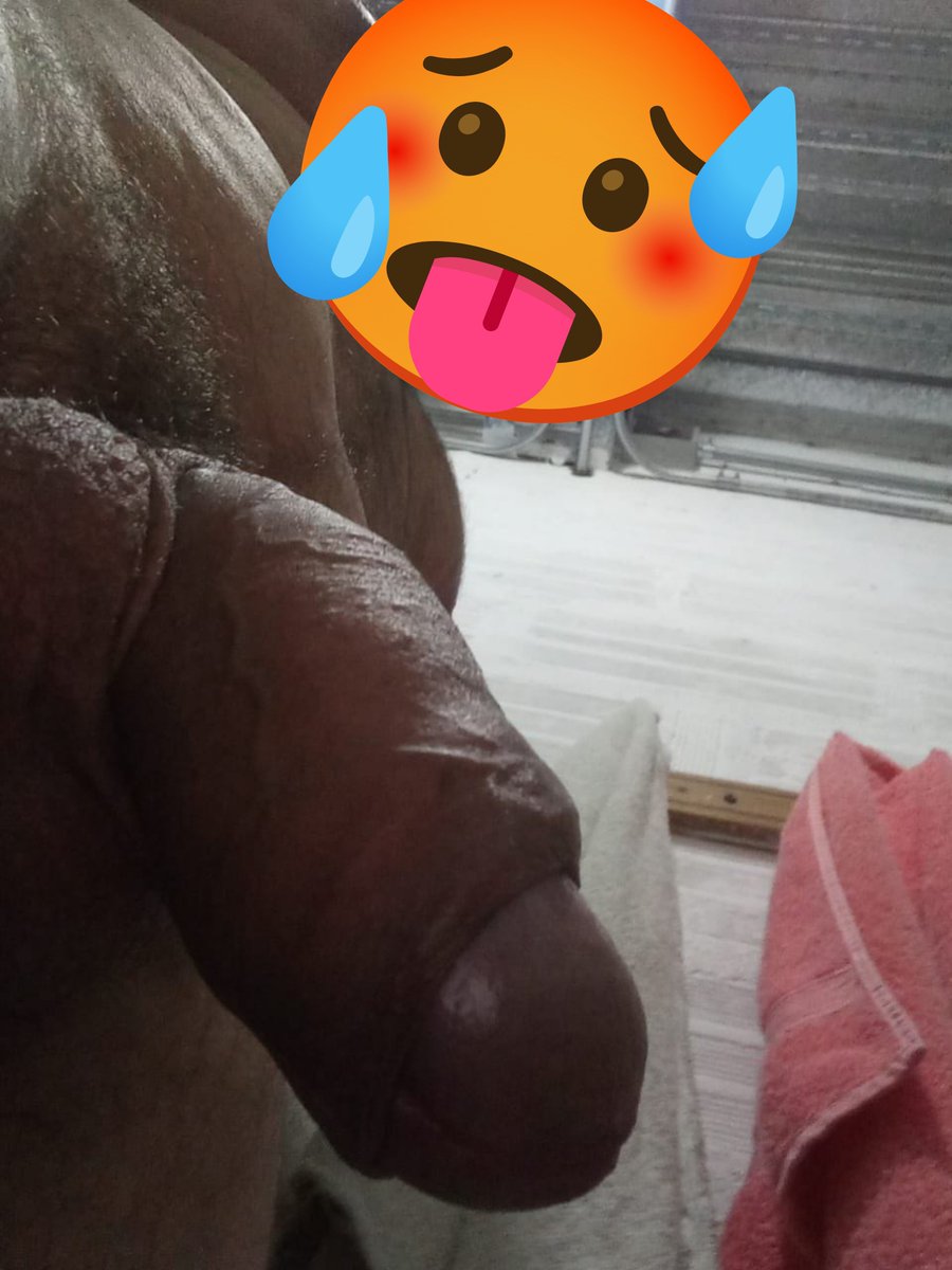 LeandroCha8k's tweet photo. Como van mis morbozos saludos desde campesino peludo y oloroso cuando me vistan pues mis zocios @EventosGayMed @RedGayMedellin @EventosGayCo https://t.co/II154GDkkX