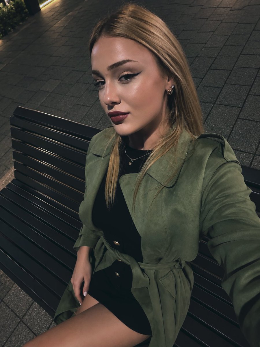 Elisethegoddes's tweet photo. Everyone, follow my MAIN account. 🖤

From now on, this will be my backup account — but don’t worry, I’ll stay active and keep posting on BOTH.

Make sure you’re following both accounts. You wouldn’t want to miss anything from your Mistress. 👠⛓️
@elisethedomina https://t.co/KvxaNm05lN