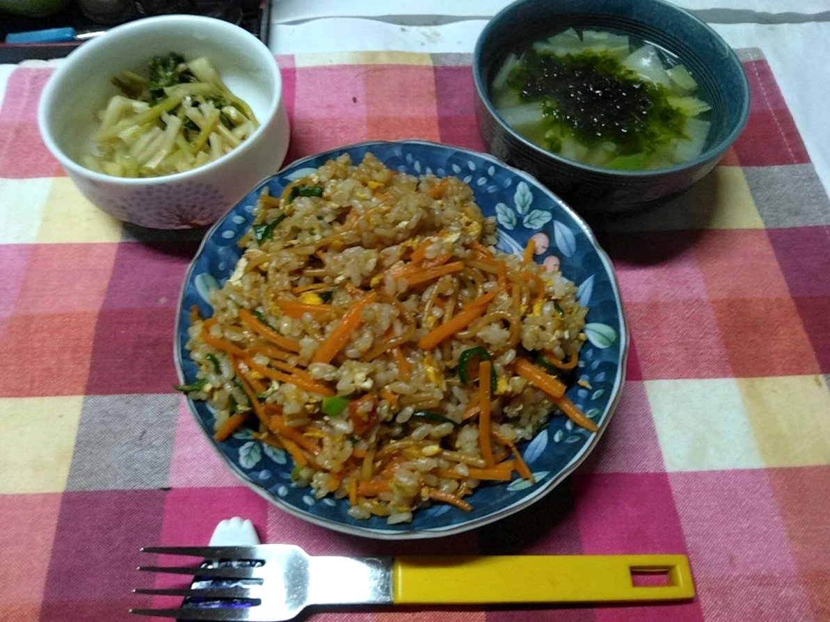 jasongoodman31's tweet photo. おやすみしてます💤
ドリンクチェキチップありがとうございました‼︎とーんでもまったりスタートだったけど来てくれた退避おじや初めましてやさん沢山感謝！！！後半少し賑やかになって楽しいだった♬チップ飛行機にしてたの結構おもろかった🦭
明日もいるから来てねん^_^ https://t.co/NfGjGUFeA1