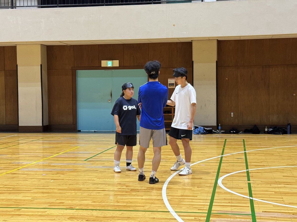 sourire_k2206's tweet photo. 今日は、#江戸川区スポーツセンター で練習を行いました。

ここ数回人数が少なく、基礎練習が主でした。
しかし、今日は他チームの方も含め選手6人！対人練習やゲーム形式もできました〜👏🏻

次回は、来週26日 10時より ＃小菅西公園 です。

＃ソイエ葛飾 
＃ブラサカ https://t.co/kYzZwWMIlb
