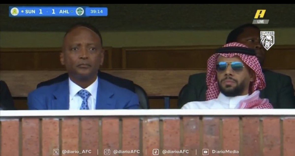 wall80x's tweet photo. مدرب عاطل 
تعاقدات منتهيه 
عمل مايوصلك نهائي اصغر بطوله مو القارات 

- بطوله كان مهرها فقط لاعب فوق السن بدل الاوكراني ومبروك عليك القارات بس قرر يضحي فيها ،، هذا شغلك اسال الله ان ينتقم لكل اهلاوي https://t.co/hd6dgsJFmr