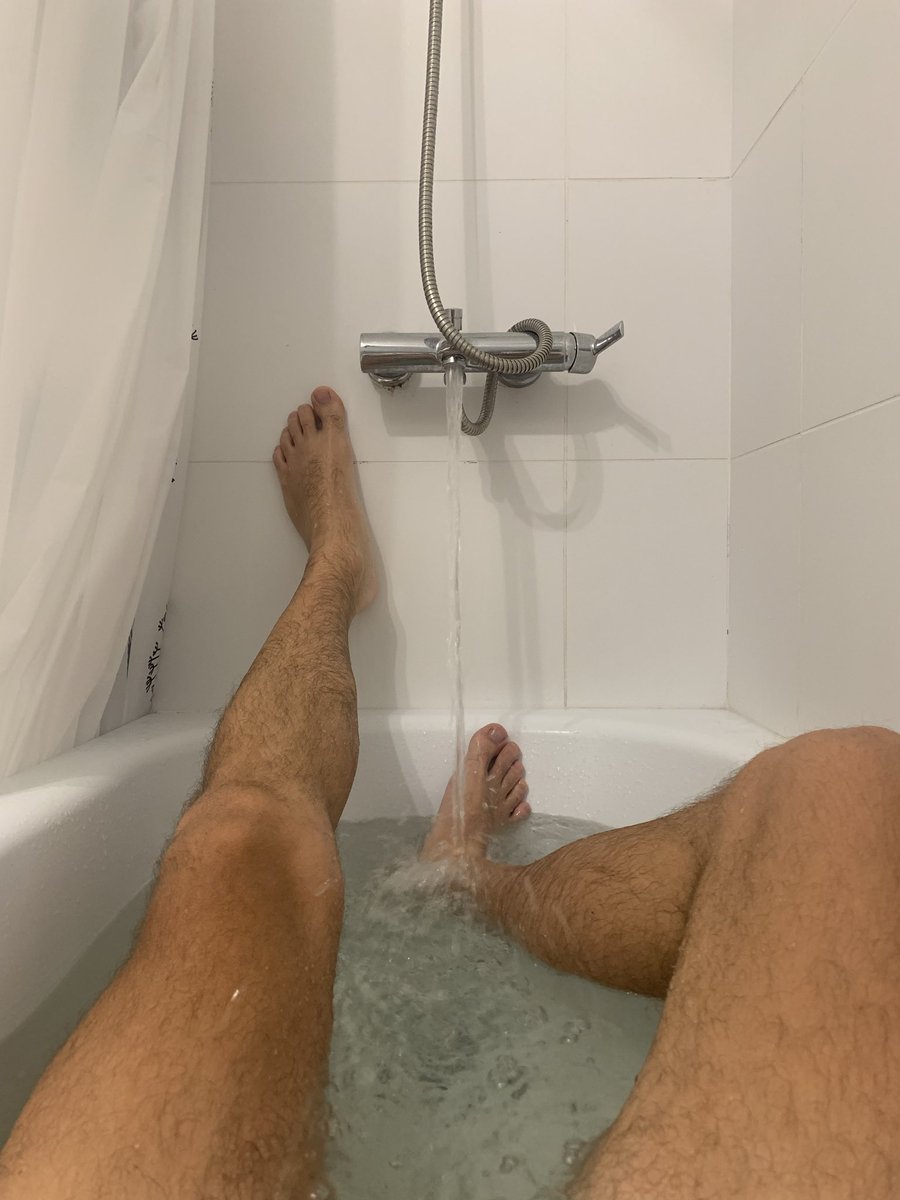 mikkie_l's tweet photo. I need a bigger older man to come and take care of me https://t.co/Mp09Xfa1xl