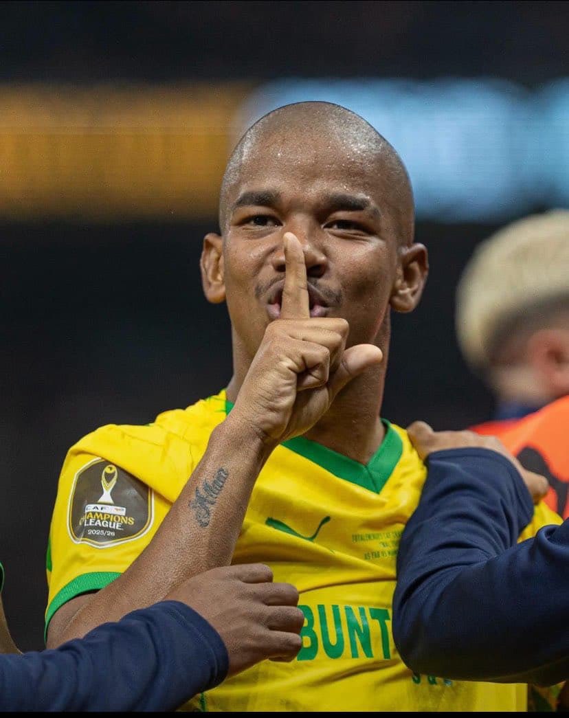 hessah544's tweet photo. #كاس_القارات 
#Sundowns https://t.co/HHq4umMjL3