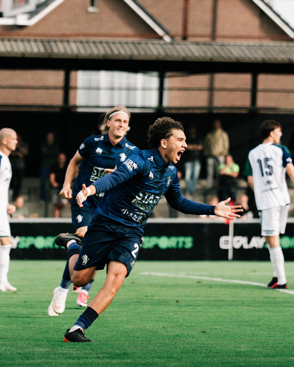 kbeerschotva's tweet photo. Anas to open the scoring!!! 👊 

#KSHBEE https://t.co/nKBZ5V2AA2