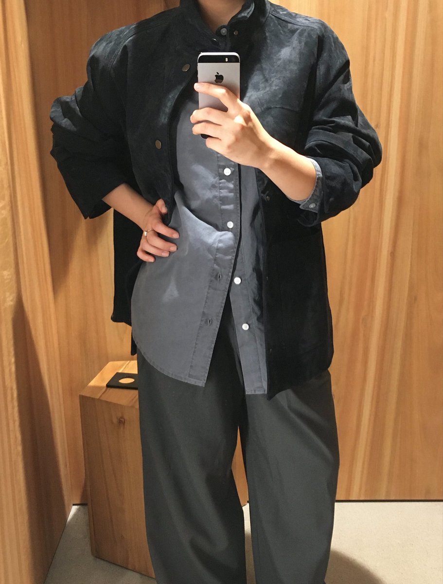 jenxney's tweet photo. 이번 시즌 자라 맨즈 미쳤음
그냥 모두가 맨즈를 사야함
위에 걸친 셔츠랑 사진 속
하의 제외 모두 자라입니다
두번째 니트만 우먼즈고
나머지 모두 맨즈입니다아 https://t.co/L5fdiXEmco