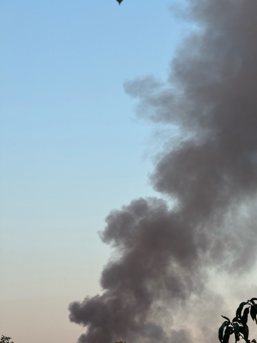 ShaunPinnerUA's tweet photo. More jet-powered drones have just hit Dnipro. I can see a plume of black smoke rising over the city and a fire burning.

Russia is attacking us again in broad daylight. https://t.co/DX12ifqXrt