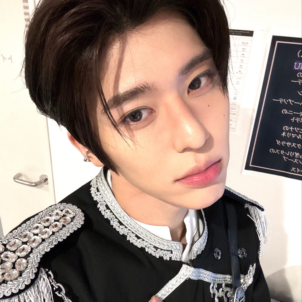511bun's tweet photo. prince eric and ariel 😖 https://t.co/VZxnTEYFfa