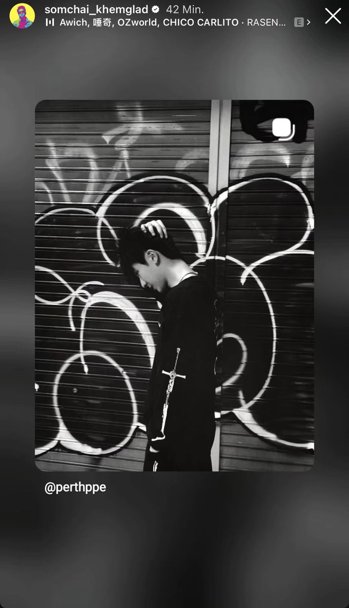 COREOPS's tweet photo. P’Tao New Instagram Story Repost

//Always sharing &amp; commenting, Pa Tao adores Perth so much, it's so cute 🥹

#PerthTanapon #PerthSanta
#TaoSOMCHAI #Somchai_khemglad
©Instagram somchai_khemglad https://t.co/laaftIGBf6