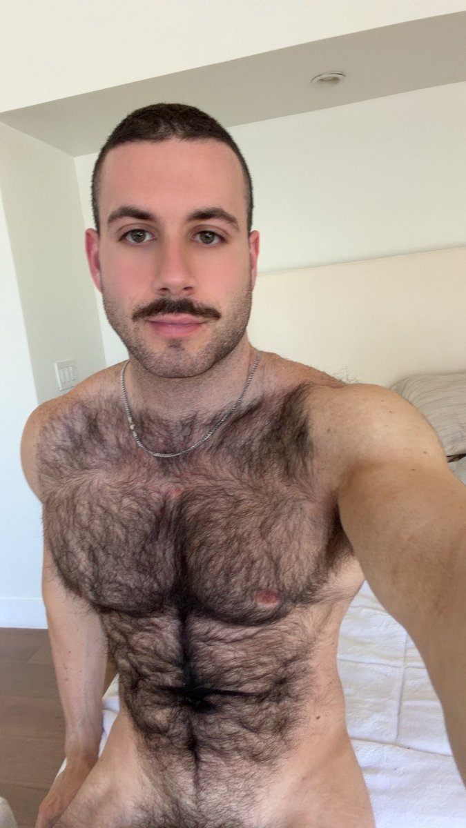 Brooksyfdak's tweet photo. Is this too much? https://t.co/aJQQiEj4Gu