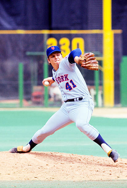 PolyesterUnis's tweet photo. Tom Seaver, circa 1973 @Mets https://t.co/T2TRO1CdQz