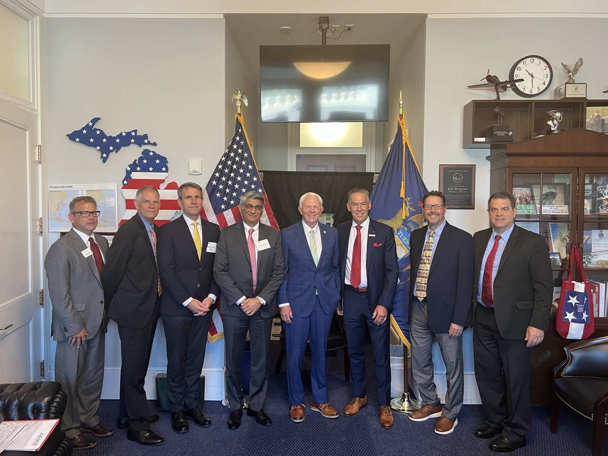 virenpopli's tweet photo. Great to be on Capitol Hill this week with fellow AEM members meeting Senator @tedcruz, Rep. @JackBergman_MI1 and other lawmakers on the policy issues facing ag and construction equipment manufacturers. Strong industry voice in DC matters.
#AEM #Manufacturing @Mahindra_USA https://t.co/3mfIlO5Pak