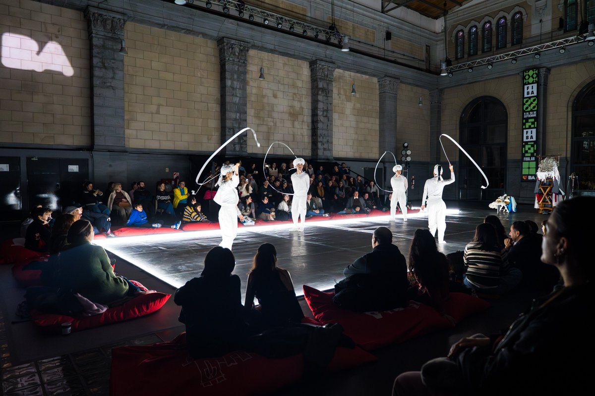 CCCoreanoArg's tweet photo. 🤩El lunes pasado vivimos en FIBA un show en vivo de Liquid Sound,fue  una experiencia que nos invitó a descubrir la cultura coreana desde la tradición, lo contemporaneo, la creación y la experimentación.

✨Gracias a todos los que vinieron a FIBA🫰🏻 https://t.co/piIihYrAeG