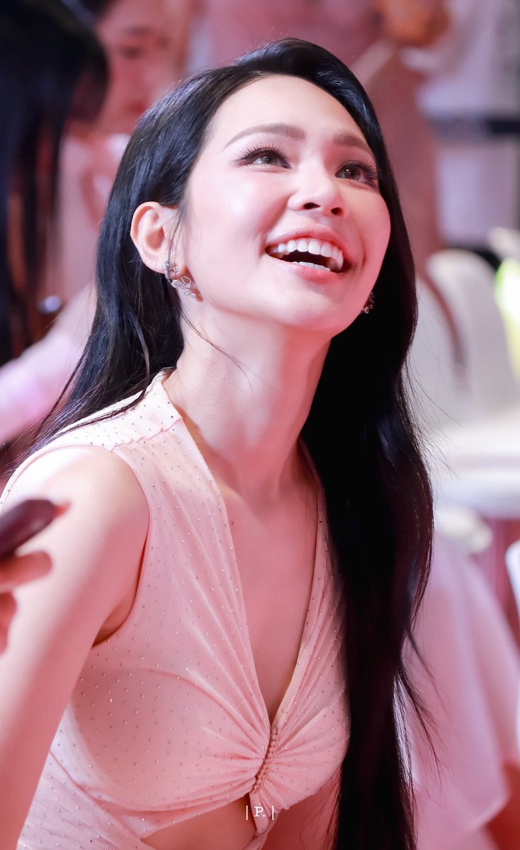 iampla_p's tweet photo. เก็บแฟนคลับหมดทุกชั้น

NAREE 10TH ANNIVERSARY X BINT
#NareeXBint
#Naree10thanniversary  
#bintsireethorn https://t.co/UhRi2mqoAG