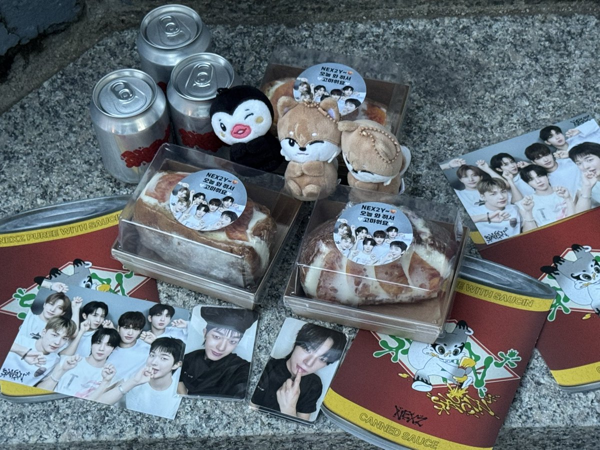 shchuuzin's tweet photo. 맛잇는거얻어먹어서 좋았고, 힘든 일도 많았지만 못나게 울고 넘겨버렸어 https://t.co/v7i4pq3Uqt