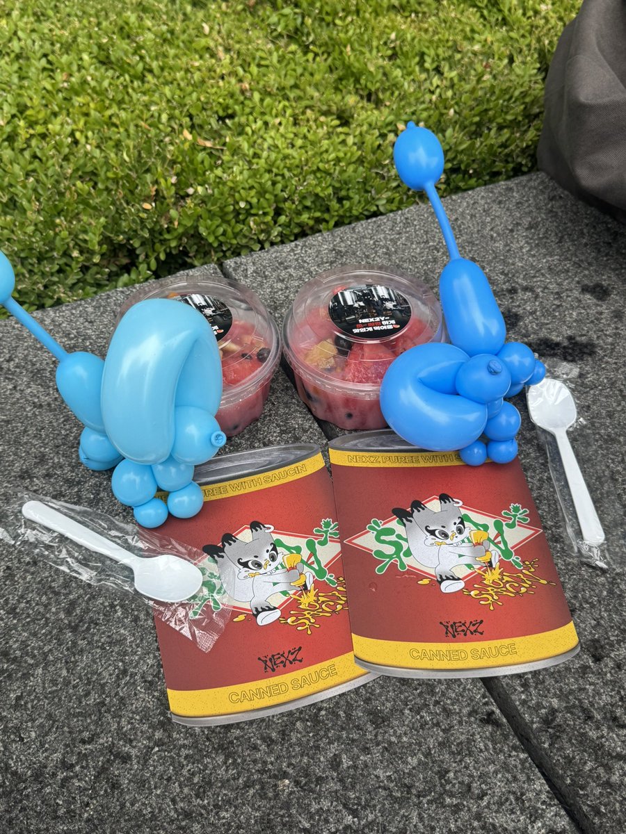 shchuuzin's tweet photo. 맛잇는거얻어먹어서 좋았고, 힘든 일도 많았지만 못나게 울고 넘겨버렸어 https://t.co/v7i4pq3Uqt