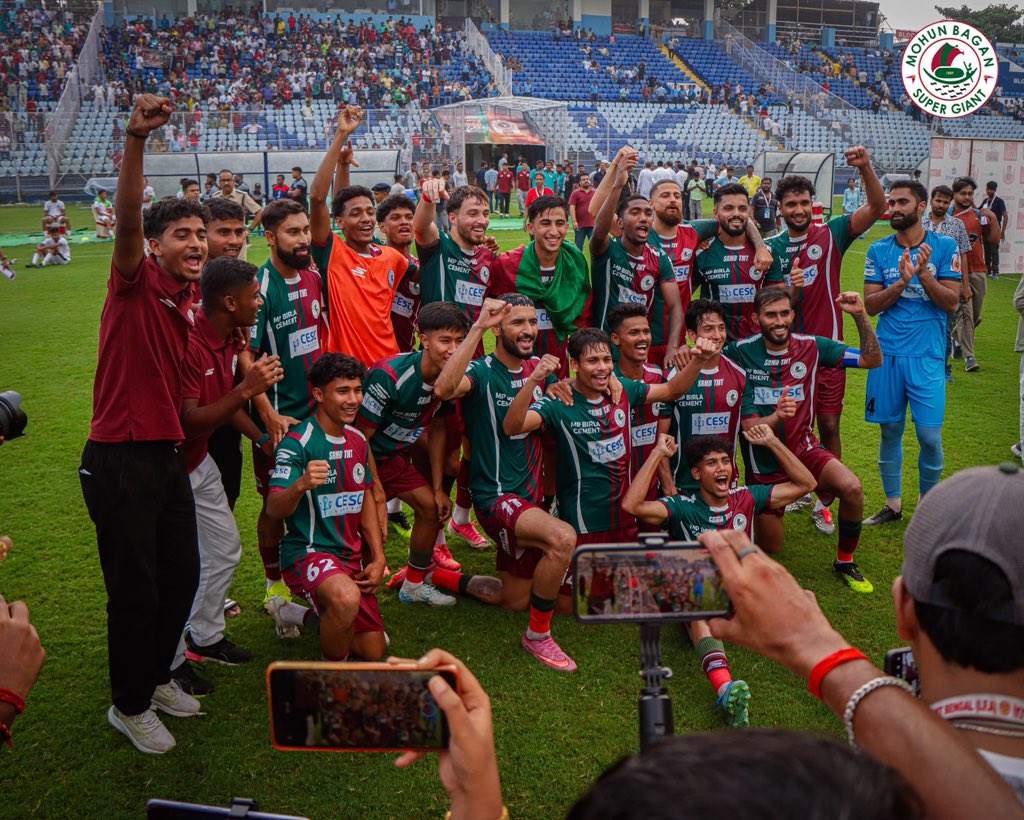 mohunbagansg's tweet photo. You said comeback,
We heard Mohun Bagan 💚♥️

#MBSG #JoyMohunBagan #আমরাসবুজমেরুন https://t.co/DwIINSjhgD