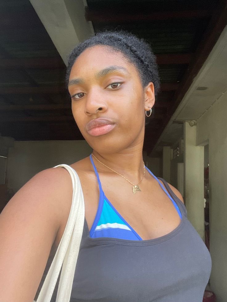 Amos_FACT's tweet photo. I took permission to snap her today, she’s very beautiful, do u like her make connect una☺️💕 https://t.co/i5uKxmndxY