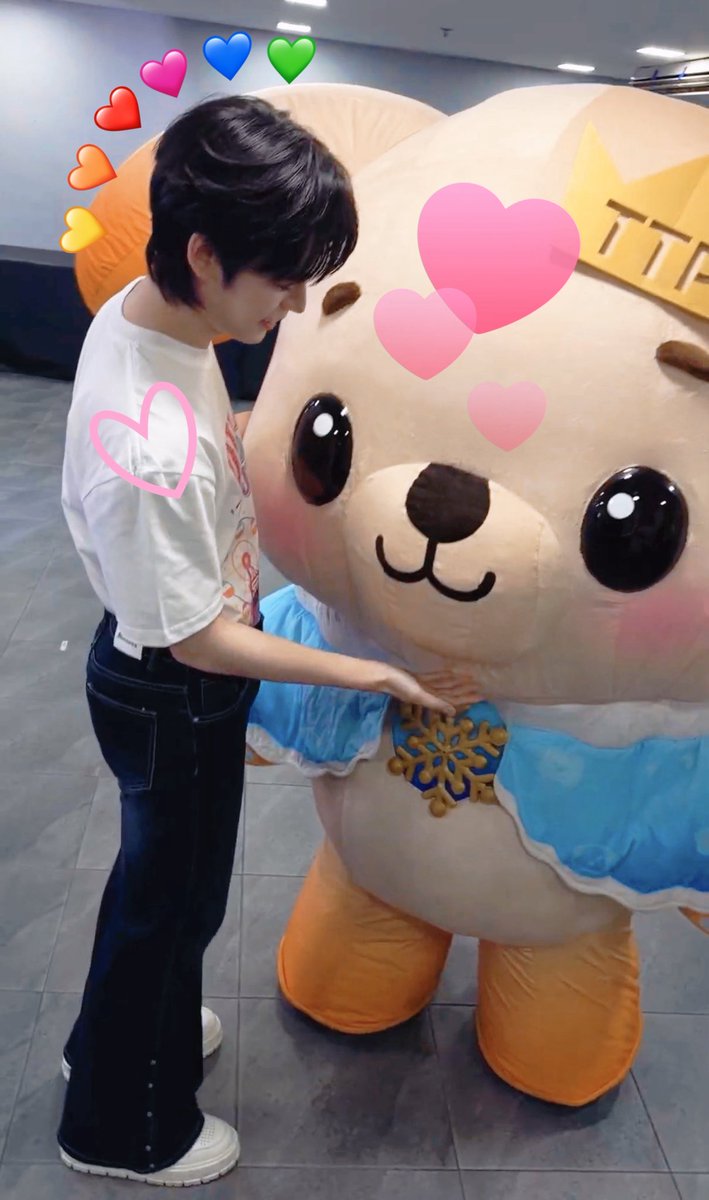 BokBear__DMD's tweet photo. @porsuppakarn เค้าสนุกมากค้าบพิ่ปิ๊ป ได้เจอย่ายเจ่พิ่มี๊ด้วย เค้าคิดถึมพิ่เหมือนกันนะคับ ถึมจะเหนื่อยนิดเดียวได้เจอพิ่เค้าก็หายหมดแหล้ว รักนะคับ 🥺🐻‍❄️🩵

#BokBear https://t.co/hvLExeKPPV