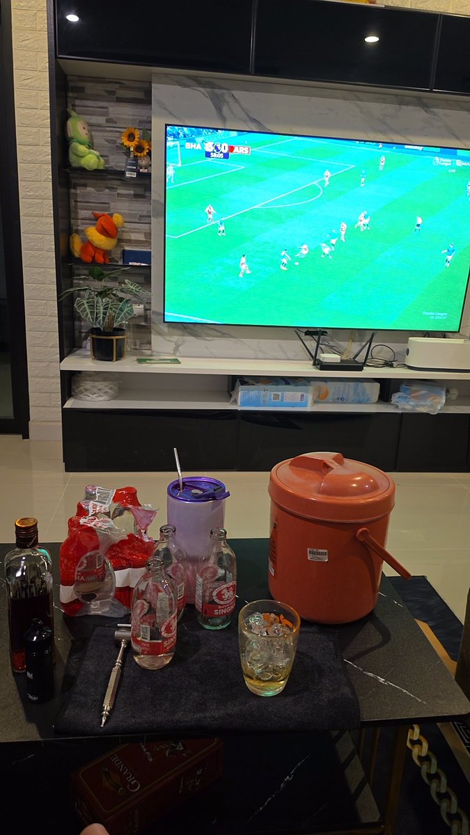 kiho1003's tweet photo. ดูบอลวนไปอากาศงี้ นัดใครได้บ้างเนี่ย #ศาลายา https://t.co/tCRUZk6m95