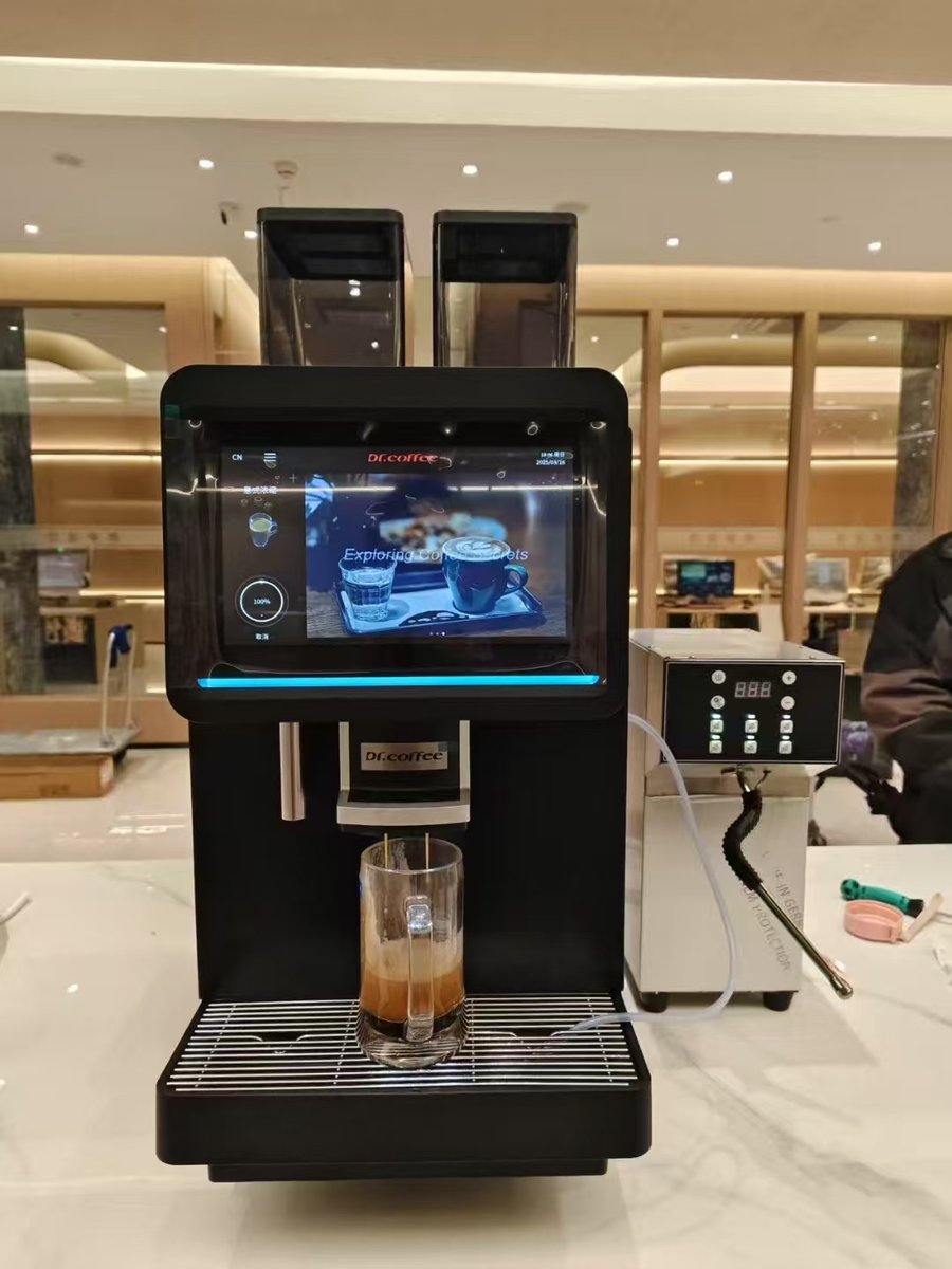 aislw943614's tweet photo. Just tried the new smart coffee maker! It brews personalized blends with a tap on my phone — my morning routine just got 10x smoother. Who’s testing this new daily hack ， https://t.co/XG44NEblLW