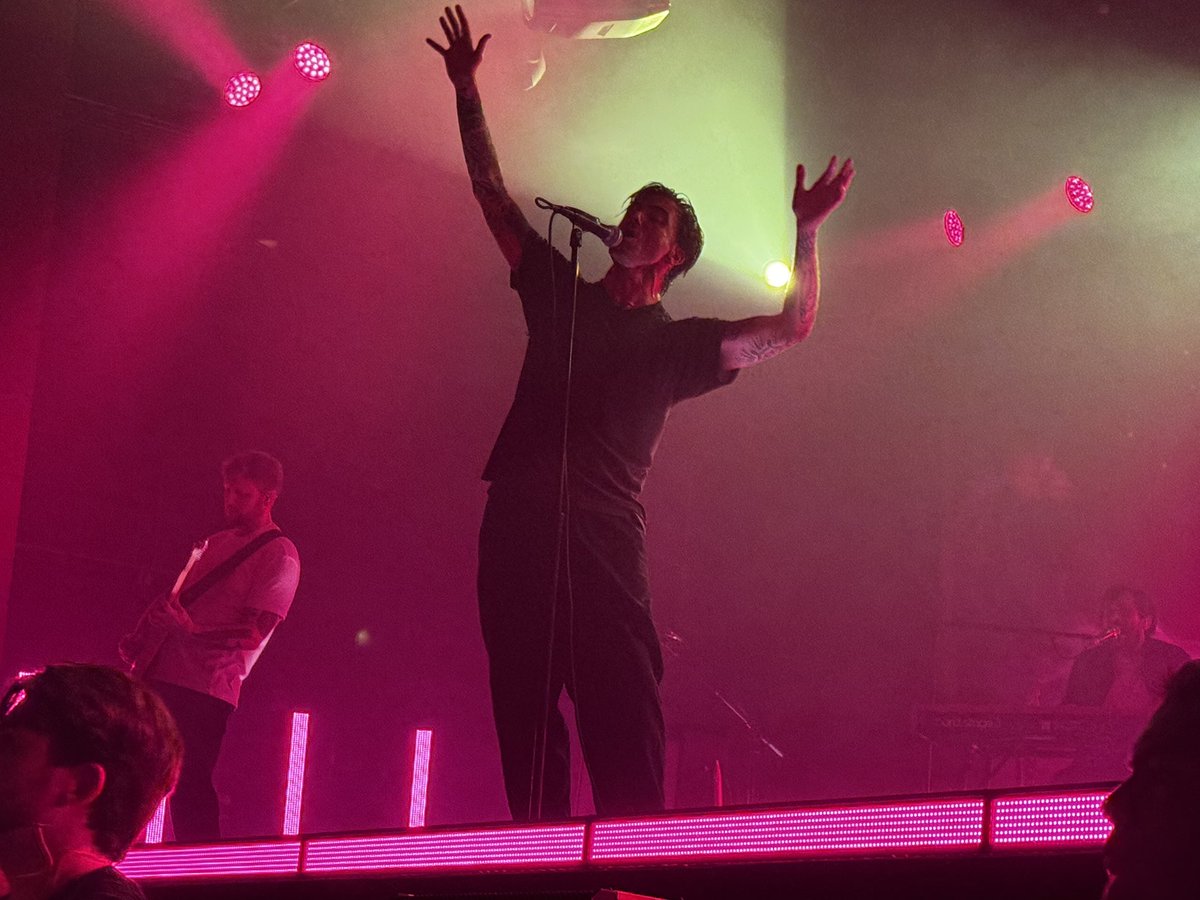 hearseofangels's tweet photo. my thread of #circasurvive night 1 &amp; 2 vids- i just wanna share :) https://t.co/skdTbwKRCo