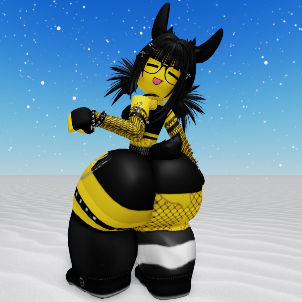 Ferrita's tweet photo. Feliz fin de semana 😚 🖤♠️

#roblox #r63 #r63 #r34 #goth https://t.co/DK1fi3ePPd