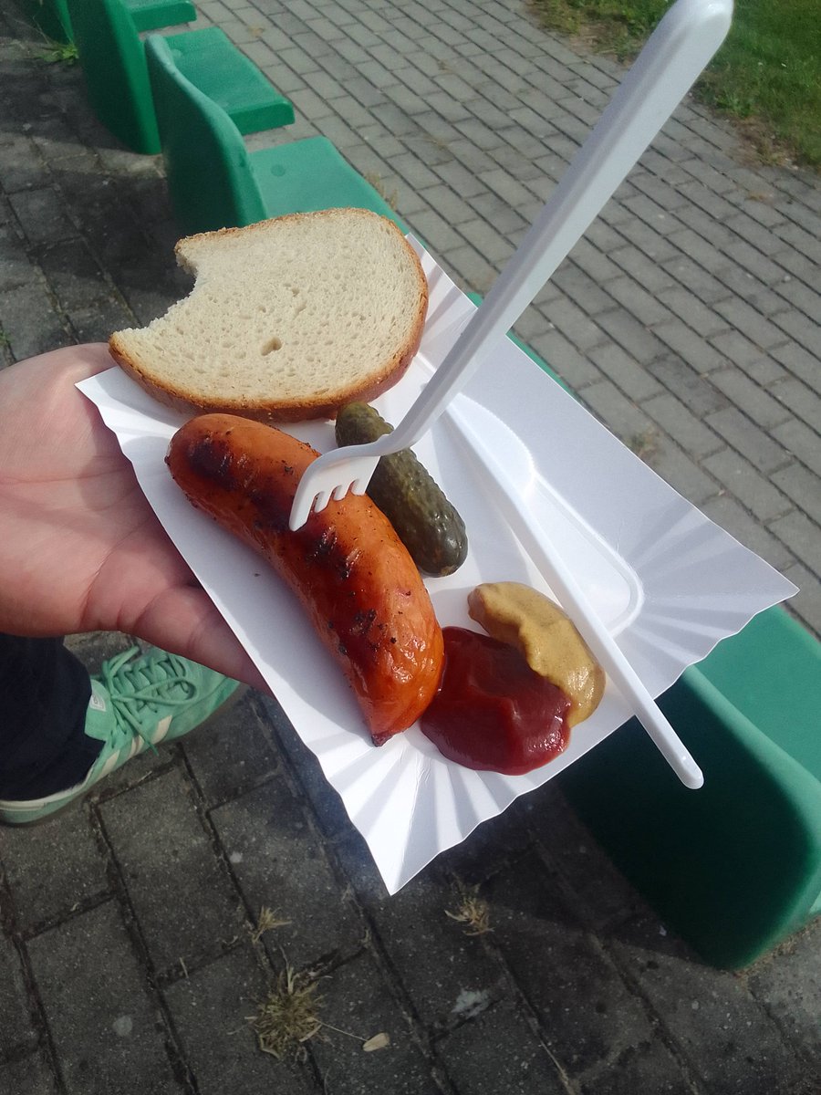 ToTenKuba_'s tweet photo. Lubuska SerieAKlasa, Sparta Lezyca - Pogoń Przyborów. #AKlasaStylZycia https://t.co/qCE1Zdxa5d