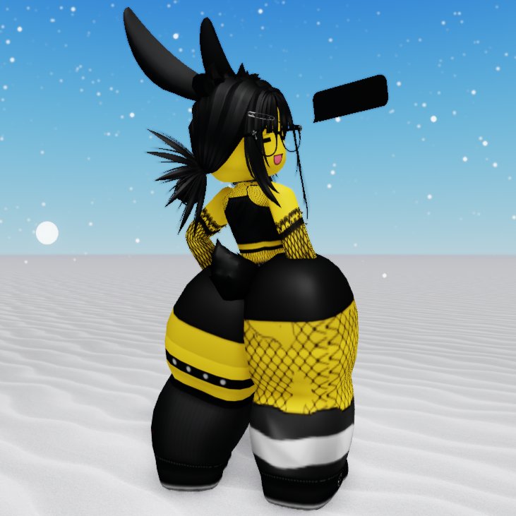Ferrita's tweet photo. Feliz fin de semana 😚 🖤♠️

#roblox #r63 #r63 #r34 #goth https://t.co/DK1fi3ePPd