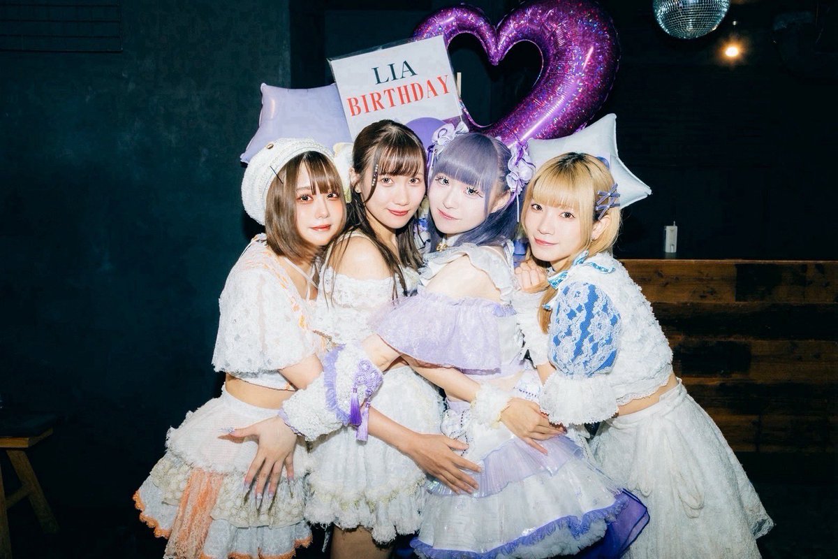 chemicalx_jp's tweet photo. #本日のケミエ

至極リア生誕祭
🏟️渋谷GARRET udagawa🏟️

1部2部オフ会、共に沢山の方ご来場頂き、本当にありがとうございました🎂🎂🎂
出演して頂いた、AdFicTioN様/HATENO様/CYCLONISTA様 ありがとうございました！

🎧setlist🎧(BandSet)
素顔(Arakezuri カバー)
Re:Start
Start
揺らいだ記憶
Slander
曇り空に泣いていた時
水平線
It’s not over
寄り添う雨
曇り空に泣いていた時(en)

🎧setlist🎧(2部)
Revolt
未だ
ギフト
茜
揺らいだ記憶
It’s not over
デンジャーシリンダー