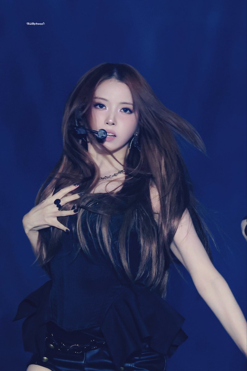 Sylviaccc11's tweet photo. 260919

🩵💧

#엔믹스 #지우 #JIWOO #NMIXX https://t.co/fKggC6hPzX