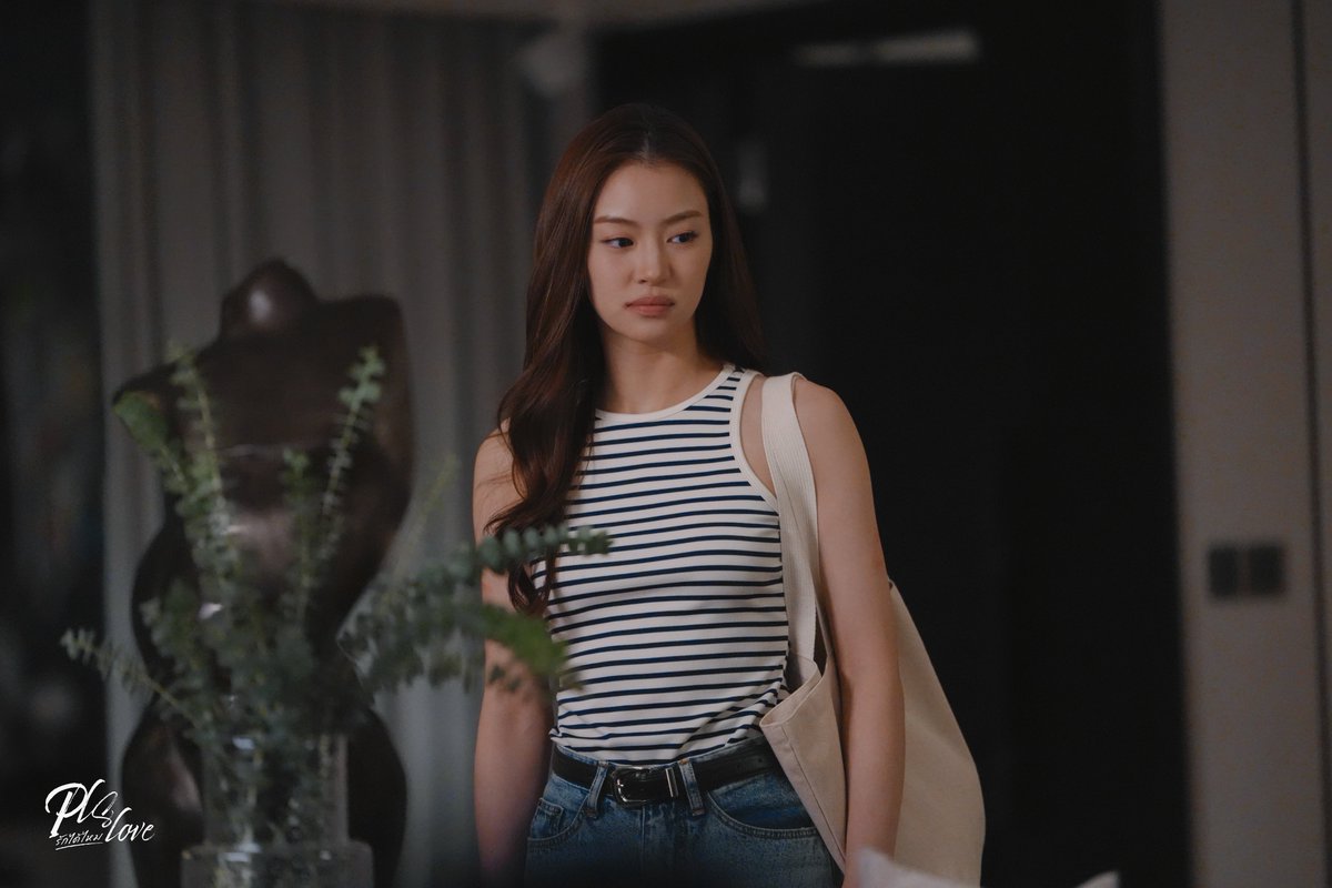 LenaMiu_CH3's tweet photo. นุ้งยังอยู่~

#PlsLoveรักได้ไหม ทุกวันศุกร์  | เวลา 20:30 น.
ดูทีวีกด 33 ดูออนไลน์ที่ 3Plus
ย้อนหลัง 22.00น. | 3Plus Premium,  iQIYI 
#LenaMiu #ลีน่าหมิว https://t.co/WvMbCV0HXC