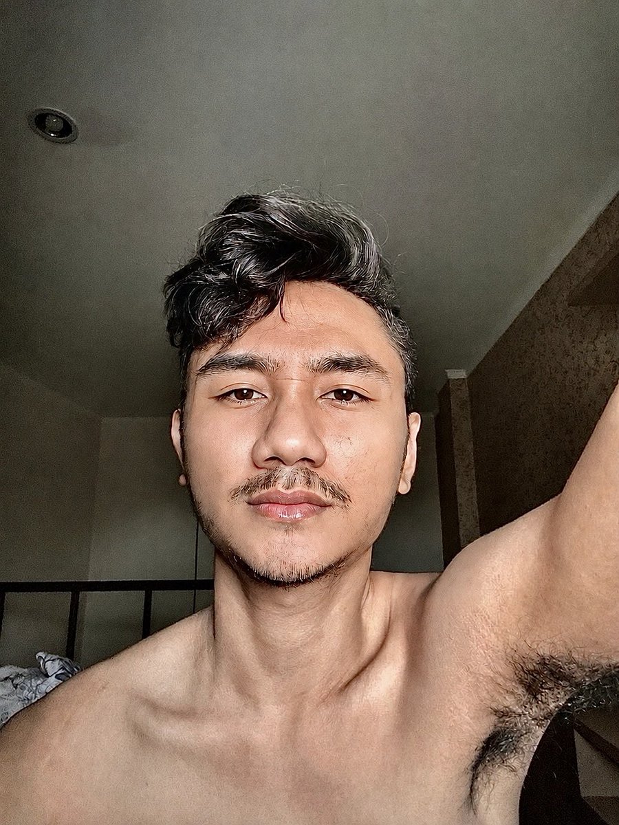 sangpanger4n's tweet photo. Mau jilat atau endusin?😛😝 https://t.co/gvEyTApPxj