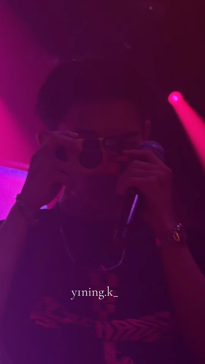 y1ningk_'s tweet photo. The amount of fan service is crazyyyyy
No way I can say no to him now😇

#RYUL #KIMRYUL #LNGSHOT #김률 https://t.co/yjKNGTUvoi