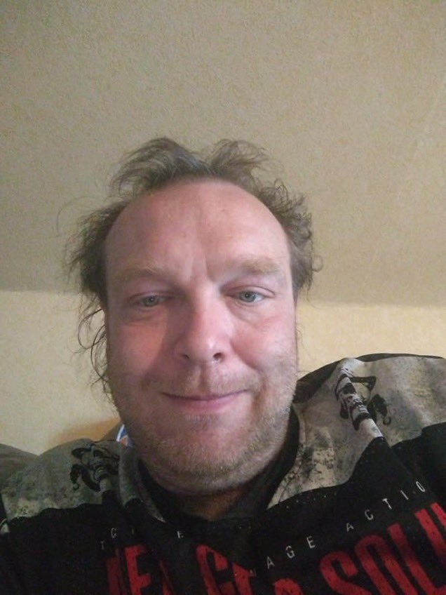 0848305970's tweet photo. I'm brand, I pay $100 for a video https://t.co/wx8hM7lXSI