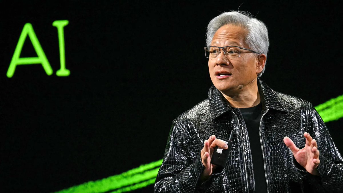 IndianTechGuide's tweet photo. 🚨 “There’s a 0% chance that AI will wipe out humanity by 2030," says NVIDIA CEO Jensen Huang. https://t.co/br9ziPnbcN