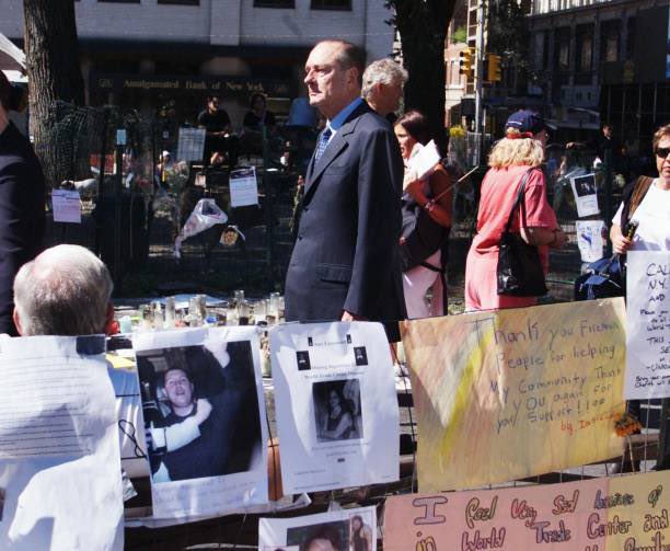 25YearsAgoLive's tweet photo. French President Jacques Chirac becomes the first foreign leader to visit Ground Zero. 

He is shocked. https://t.co/mmicdN7BMd