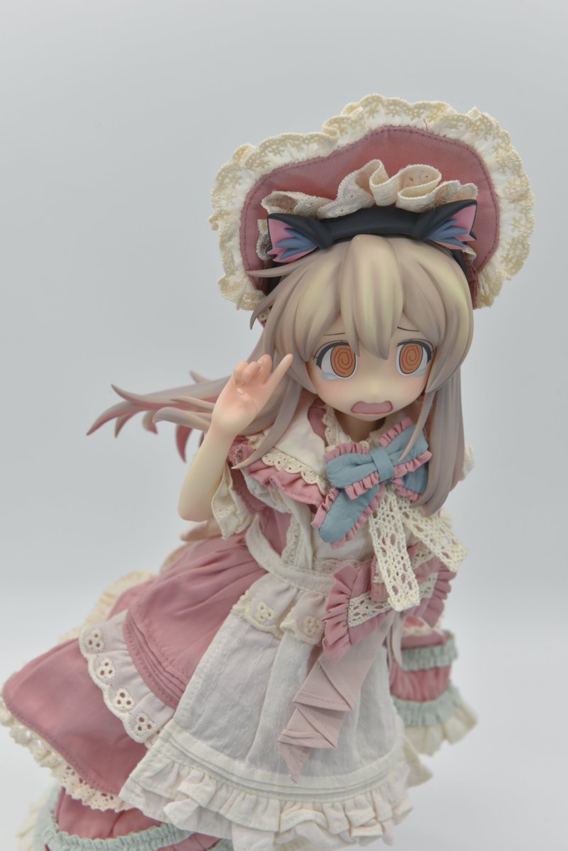 DLH3776's tweet photo. 典型的ドール服 https://t.co/XWkgK3GPW5