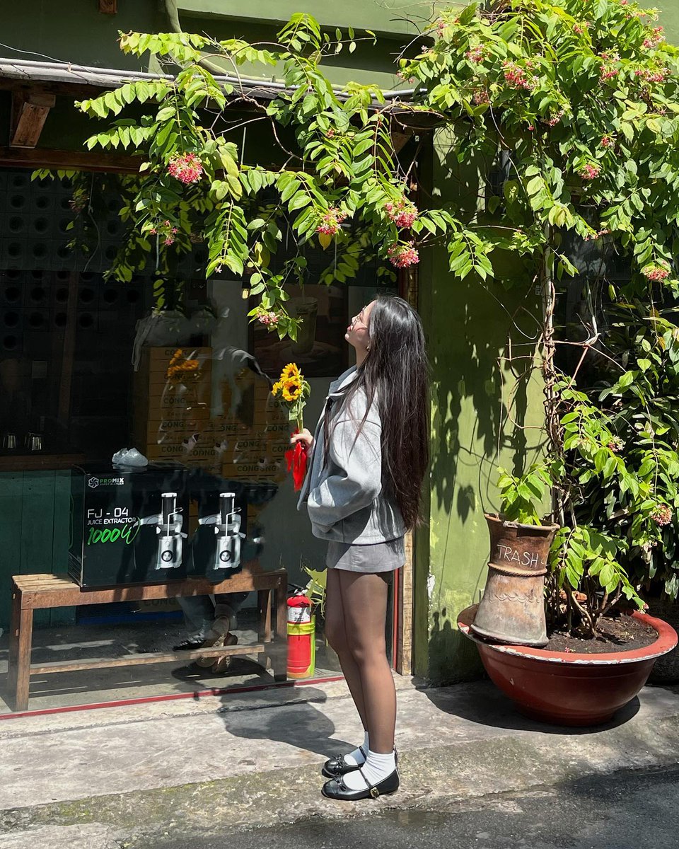 DollsNini's tweet photo. Howdy! 🌻 Don’t forget: no matter what yesterday was, today is a fresh start. ✨
oyjZEz https://t.co/dUZUwZpYqQ