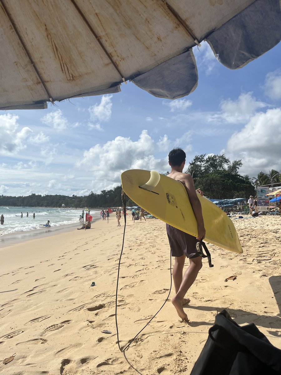 Donkeepg0ing's tweet photo. when can i go surfing again😔 https://t.co/ARiKeVQhs3