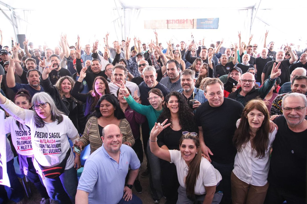 jorgeferraresi's tweet photo. Ya nos encontramos recorriendo el Plenario Federal del @MOVIMIENTODAF, debatiendo los temas que hacen a la construcción de un país diferente. https://t.co/NyoqM1XkkW