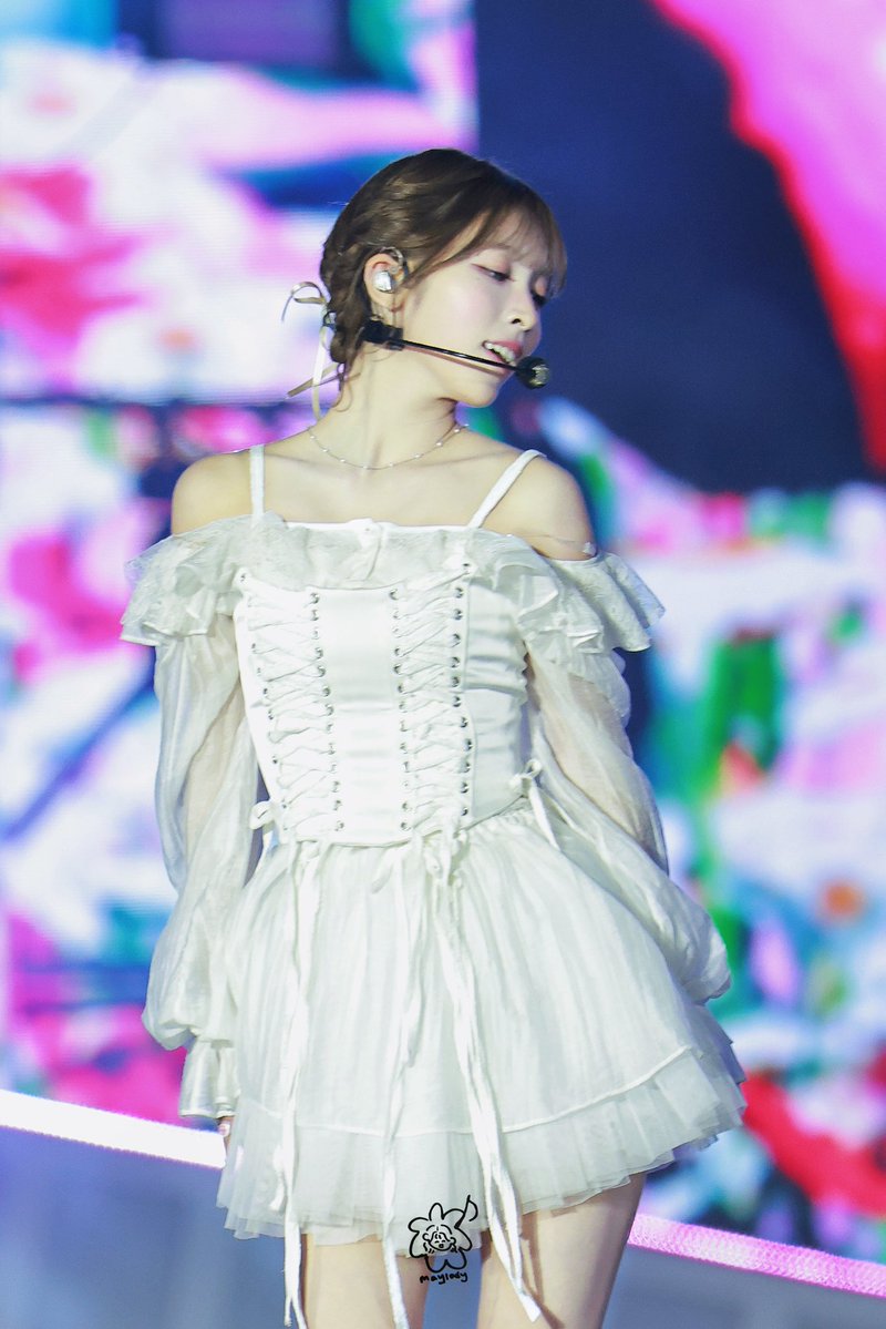 Maylody_0819's tweet photo. 260919

#RESCENE #리센느
#MAY #메이 https://t.co/H1OkxU2ur1