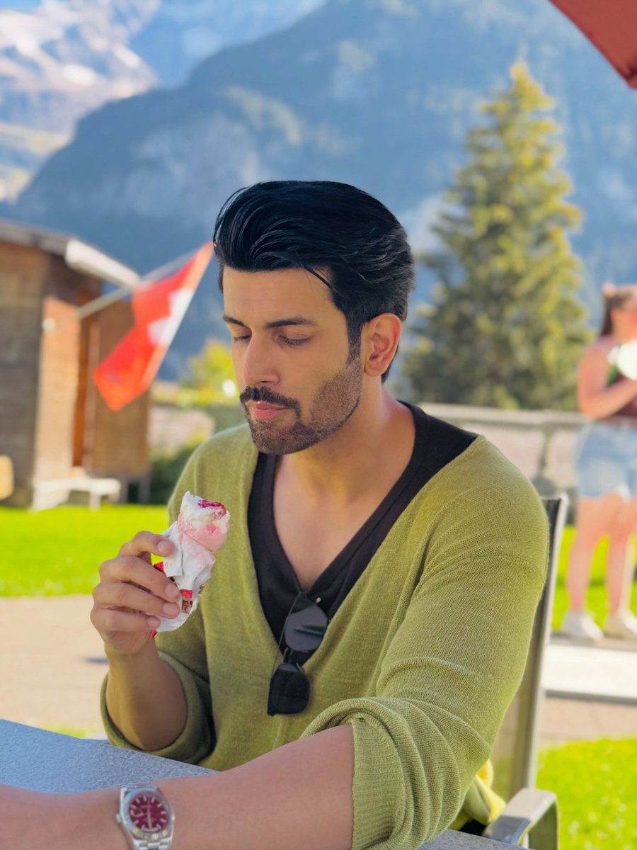 npwebfc09's tweet photo. HAPPY BIRTHDAY NAMIK
Part (3/6)
#namikpaul #happynamikday https://t.co/hcA4xNpVXf