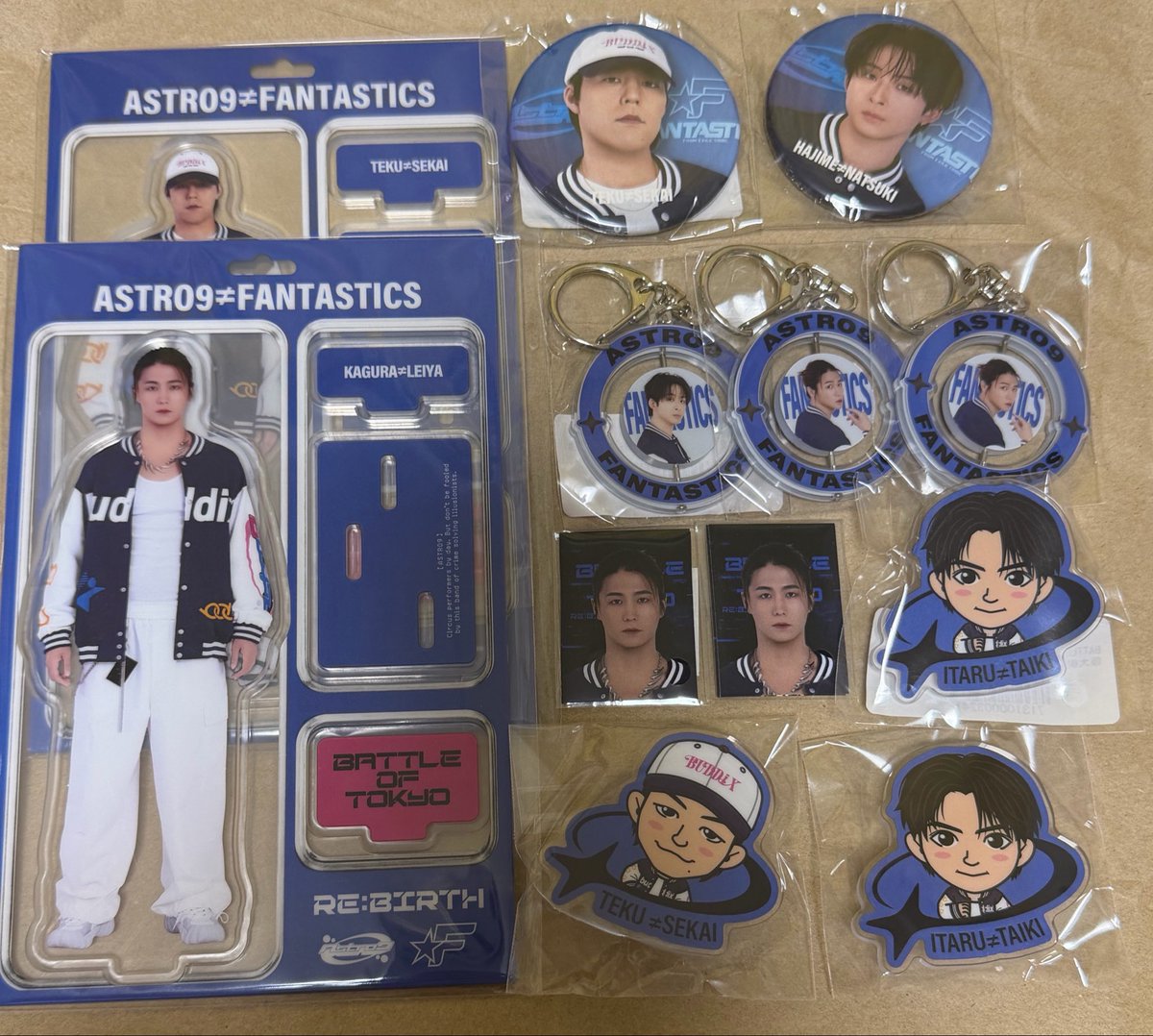 tomolovef9's tweet photo. FANTASTICS ファンタ BOT SF 
アクスタ フォトカ ガチャ 交換

譲)世界 佐藤 澤本 瀬口 堀 木村 八木 中島

求)定価買取
      SFフォトカ第二弾シクレ佐藤
      ハイローシール澤本

シクレは交換のみ、比率違い⭕️
BTTM9/20、ハイロー9/22.23
会場にて交換可能な方お気軽にお声掛けください。 https://t.co/AWgBA3UojT