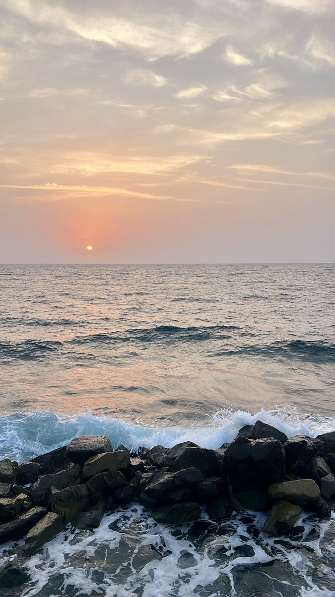 eoo_v3's tweet photo. 🌇🧡
#جدة https://t.co/7grSjmuRcg