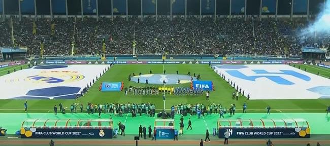 aimanfr10's tweet photo. يومًا ذهب الهلال لكأس العالم موقفًا عن التسجيل .. بقائمة تعاني من الإصابات ، وحيدًا لا أحد يسنده إلا نفسه ، وهو كافٍ جدًا .. عاد بفضية المونديال بعد أن سجل في ريال مدريد ثلاثية ، في طريقه أقصى بطل أفريقيا على أرضه وبطل أمريكا .. هي أشياء لا تُشترى ولا تُستحدث لاحقًا كجبر خاطر https://t.co/TpZmxMGQ1F