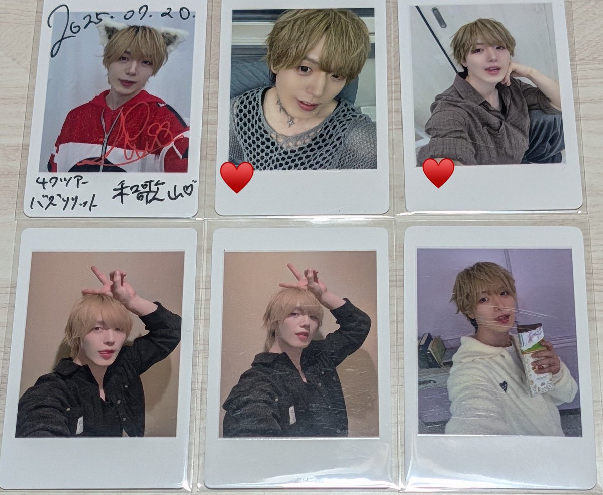 zxzleb's tweet photo. @ringono_tarte 検索からありがとうございます！夜分遅くに返信失礼します。
印つけさせて頂いたものお譲り可能でしょうか？ https://t.co/s1uY3w2Nu8