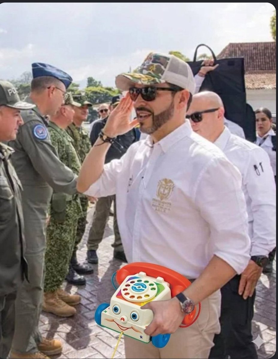 Disrubtivo2131's tweet photo. 🤣🤣🤣🤣🤣🤡🤡🤡🤡
Como lo venden // como en realidad se ve: https://t.co/fN17DMttQQ